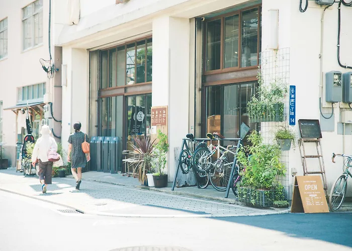 Nui. & Bar LoungeHostel